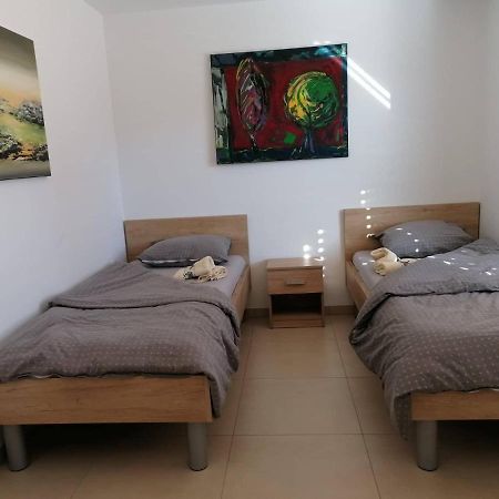 Blatnikov Hram Hotel Dvor Kültér fotó