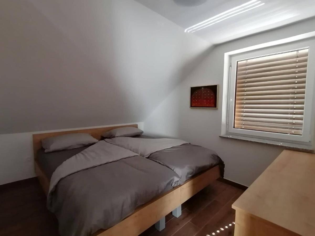 Blatnikov Hram Hotel Dvor Kültér fotó