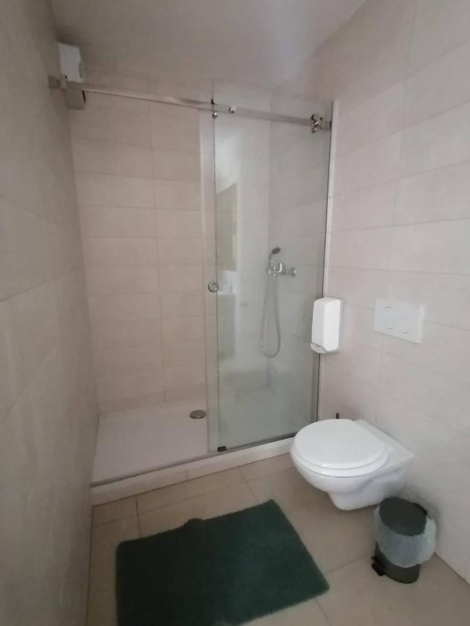 Blatnikov Hram Hotel Dvor Kültér fotó